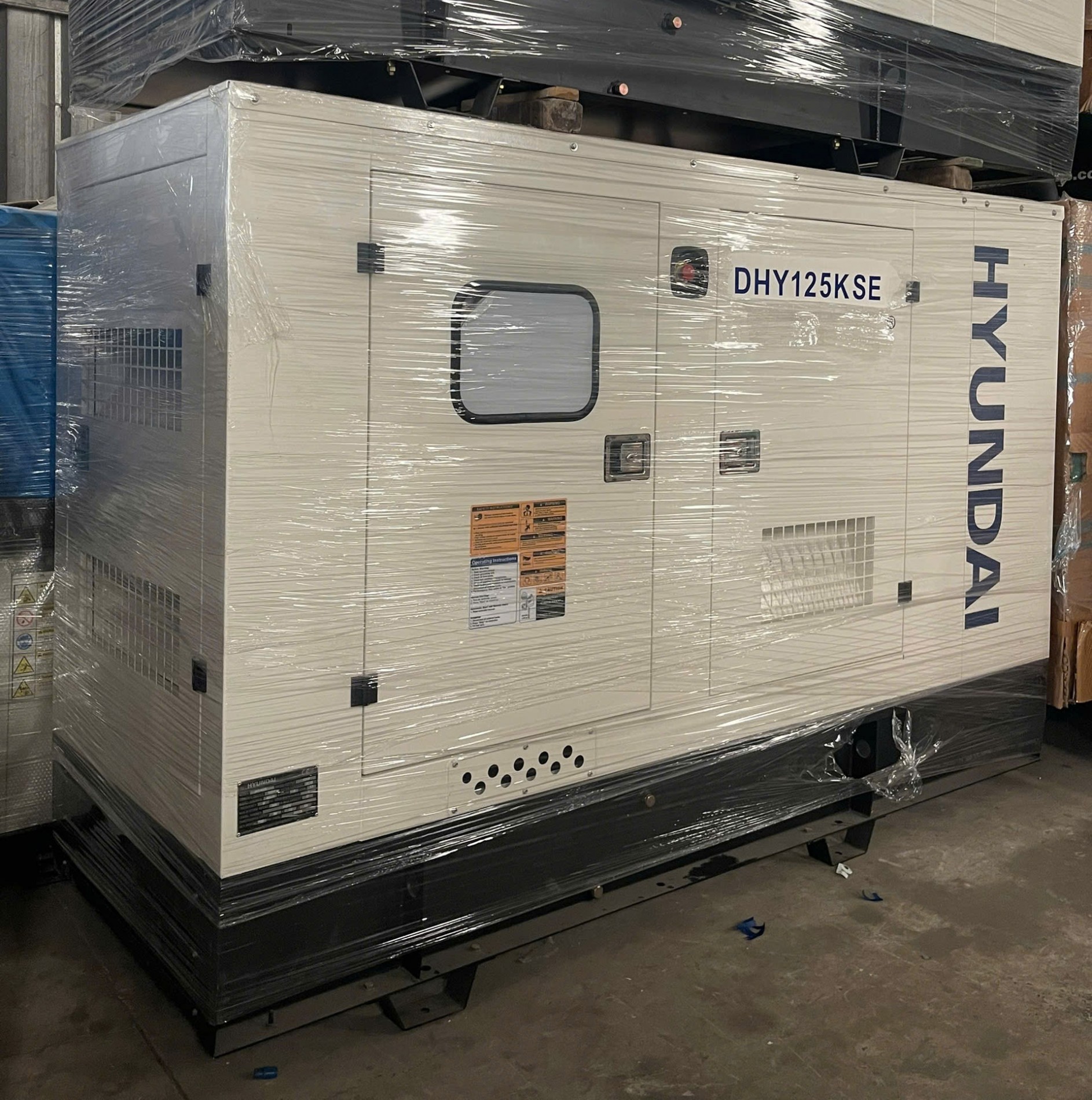 may_phat_dien_hyundai_dhy125kse_cong_suat_110kva_2