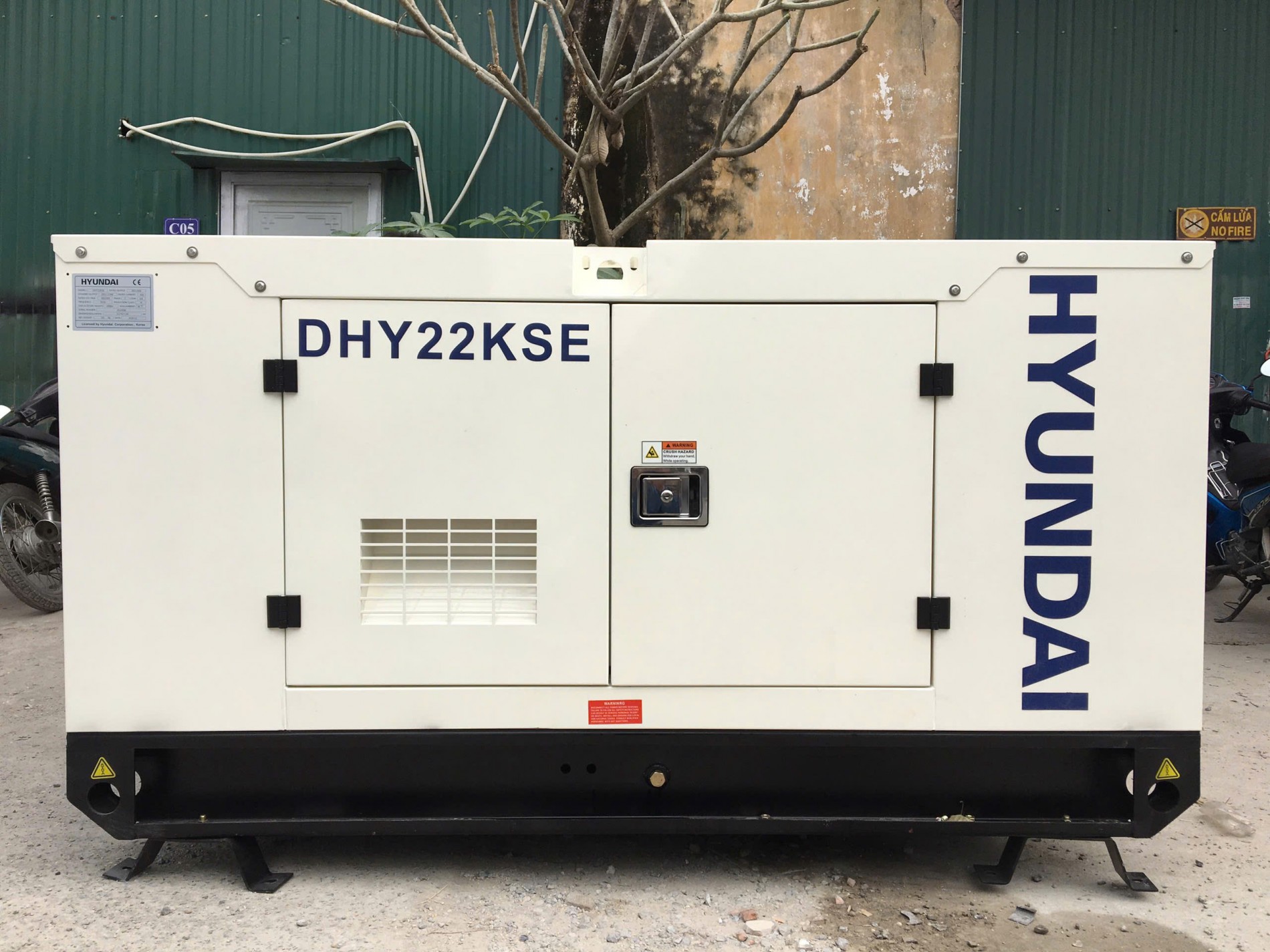 may_phat_dien_hyundai_dhy22kse
