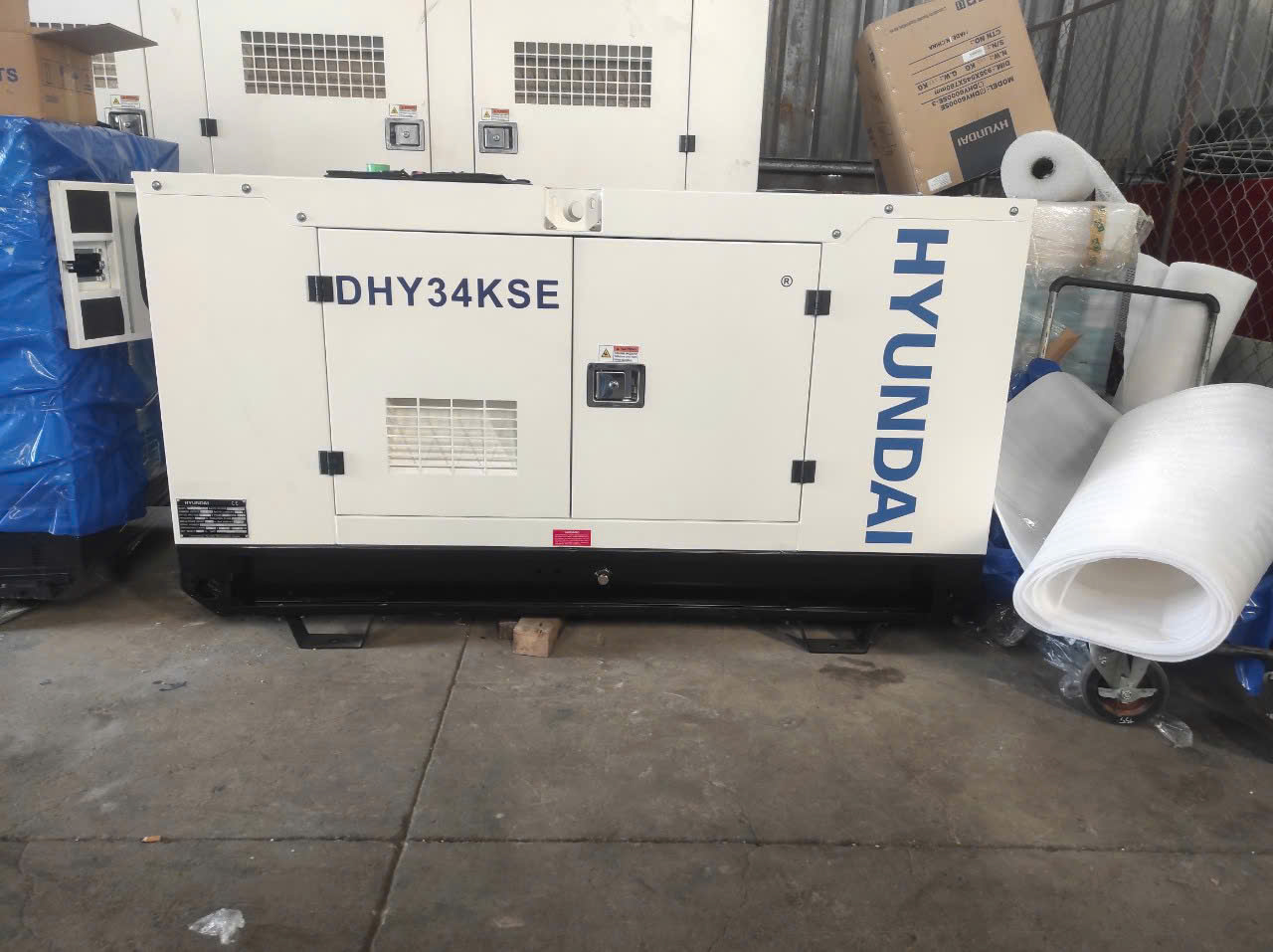 may_phat_dien_hyundai_dhy34kse