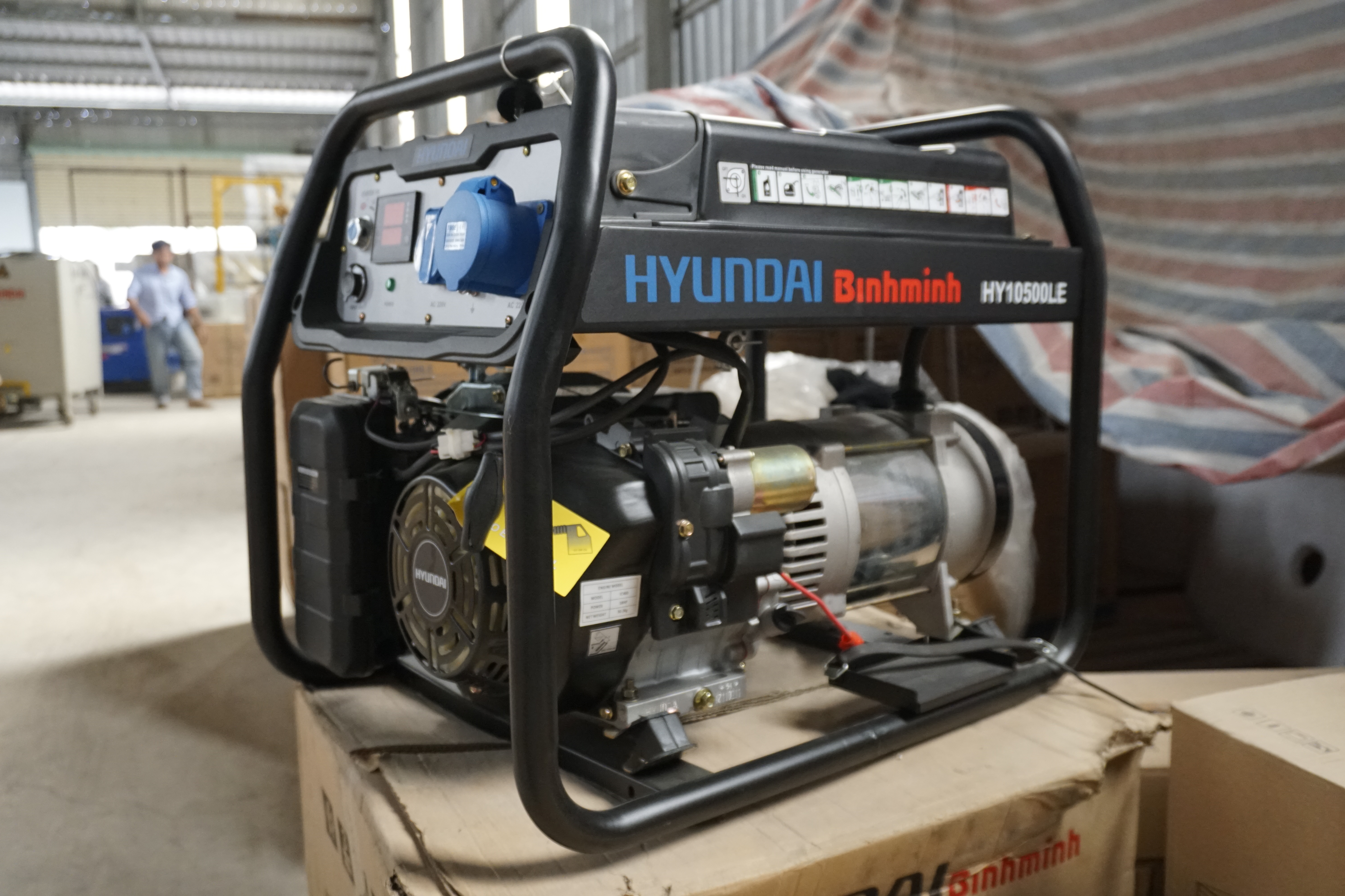 Máy phát điện Hyundai HY10500LE