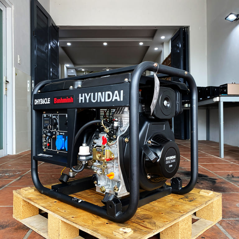 Máy Phát Điện Hyundai DHY36CLE