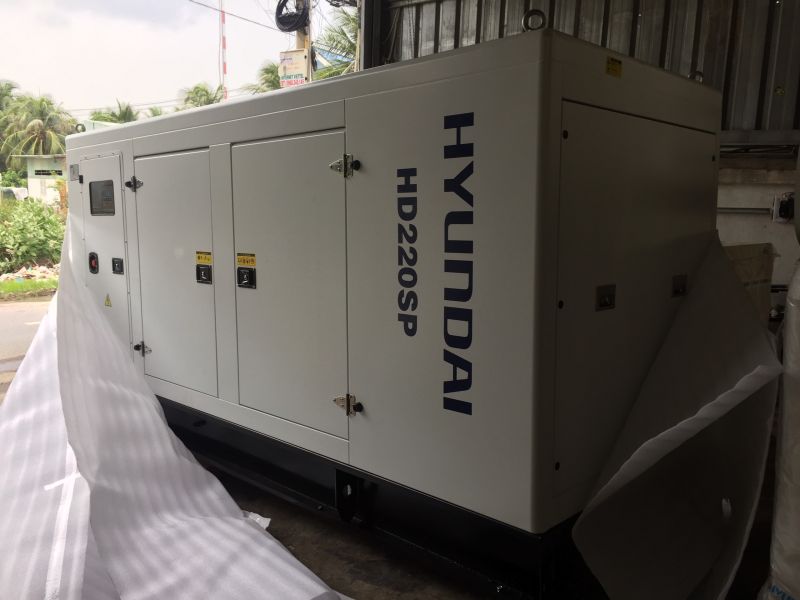 Máy phát điện 3 pha 300KVA tại Tiền Giang